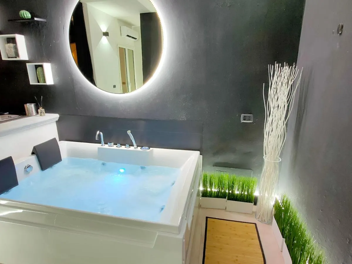 Appartement Central Wellness Suite Bari